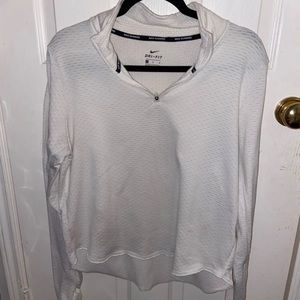 NIKE running top